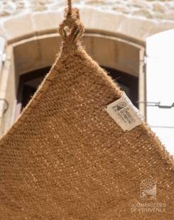 Fixer une Voile d'ombrage COCO ROBUSTA triangulaire