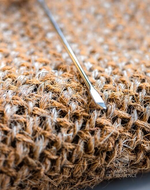 Stainless steel needle for coconut fiber