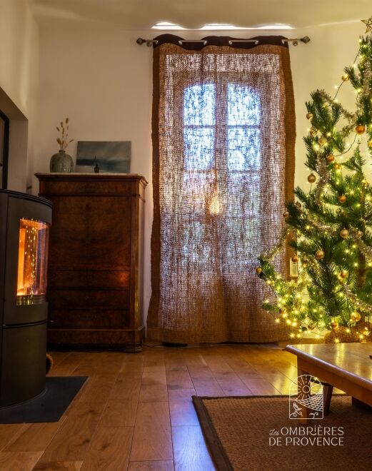 Rideau coco à œillet intérieur salon