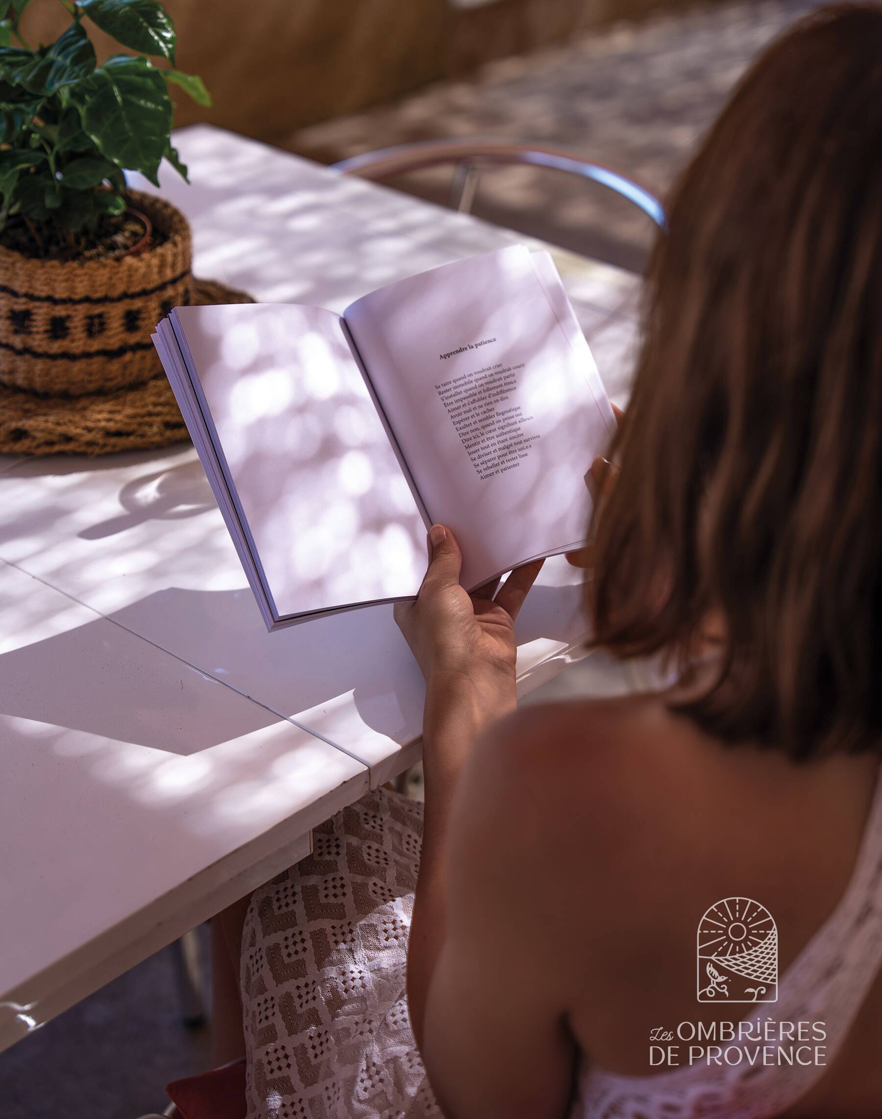 4-OM1-pergola-robusta-ombre-portee-humain