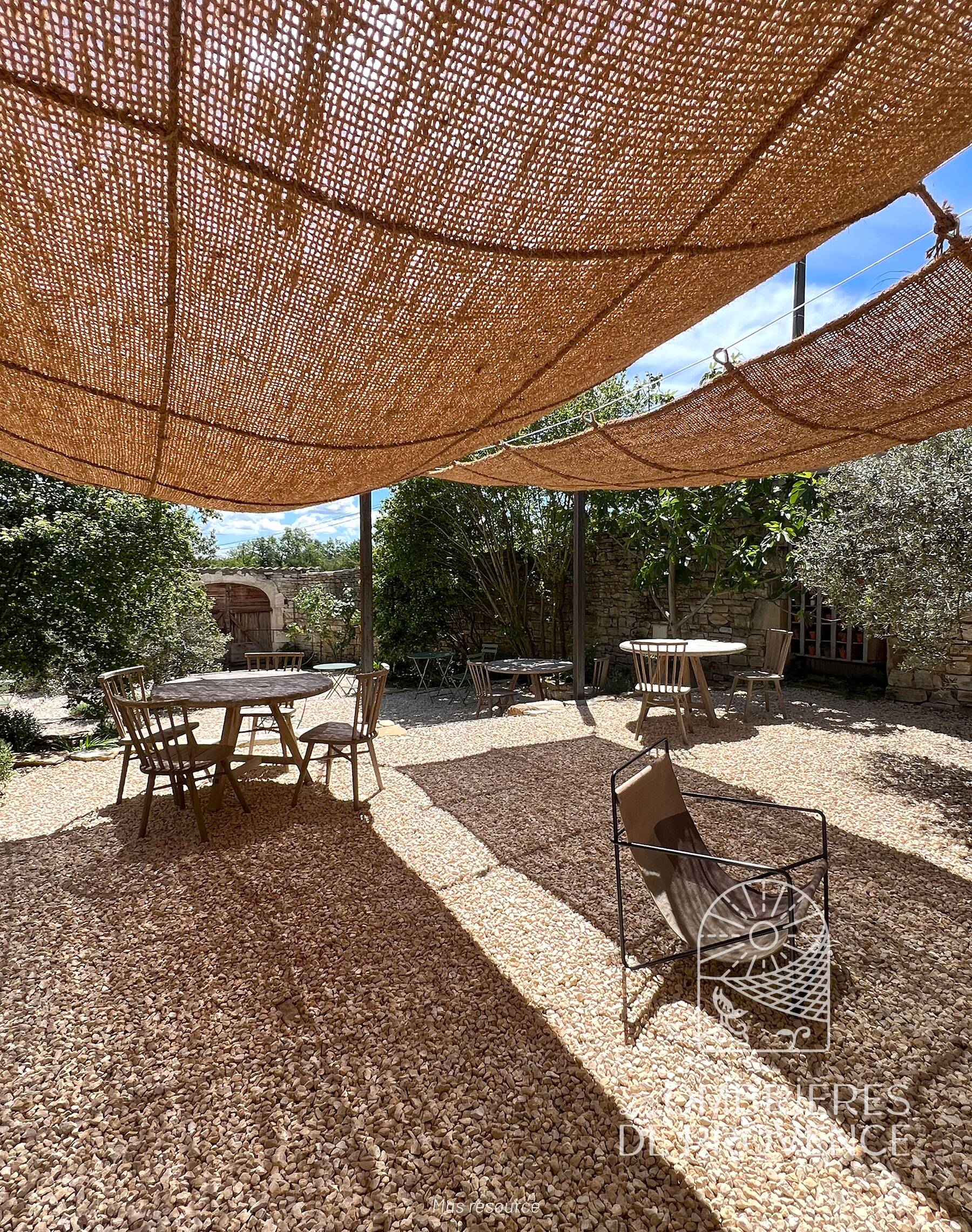 Voile coco suspendu multipoint