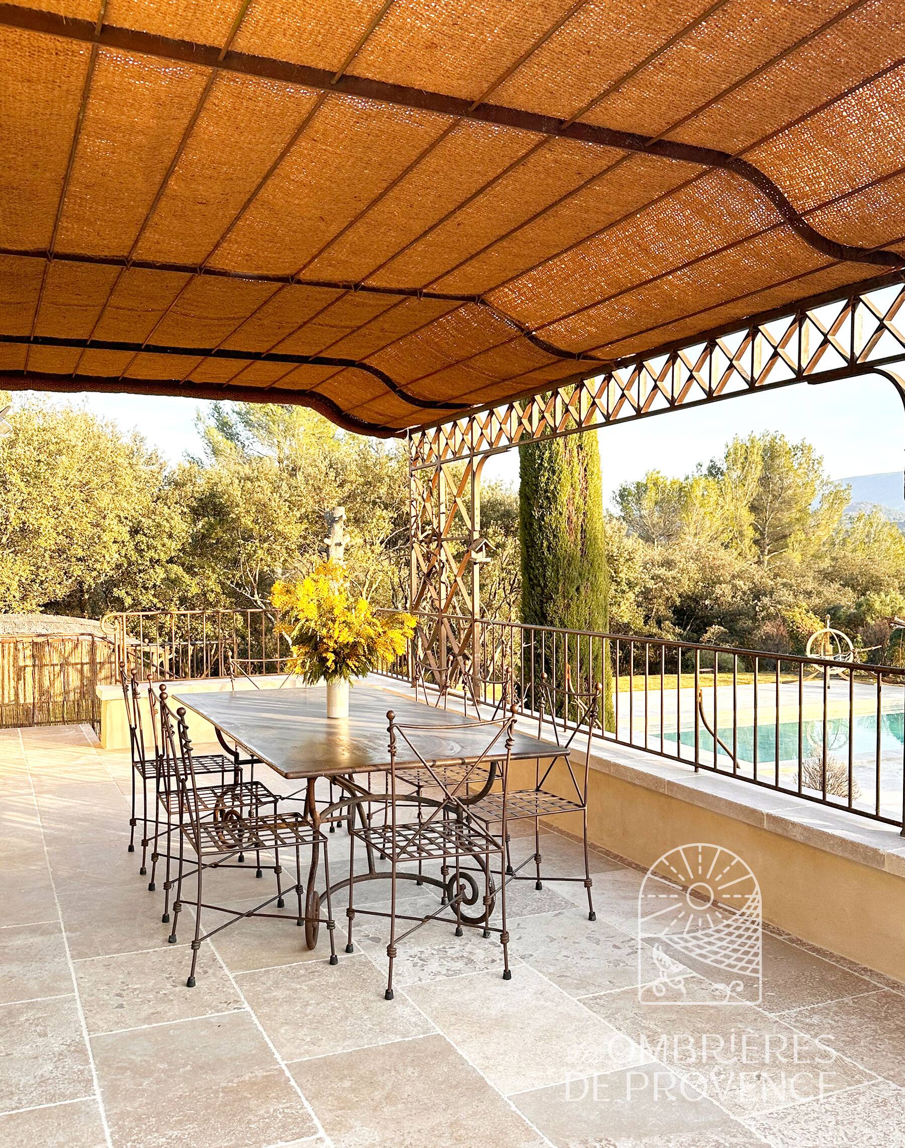 Toile d'ombrage ultra dense pour terrasse