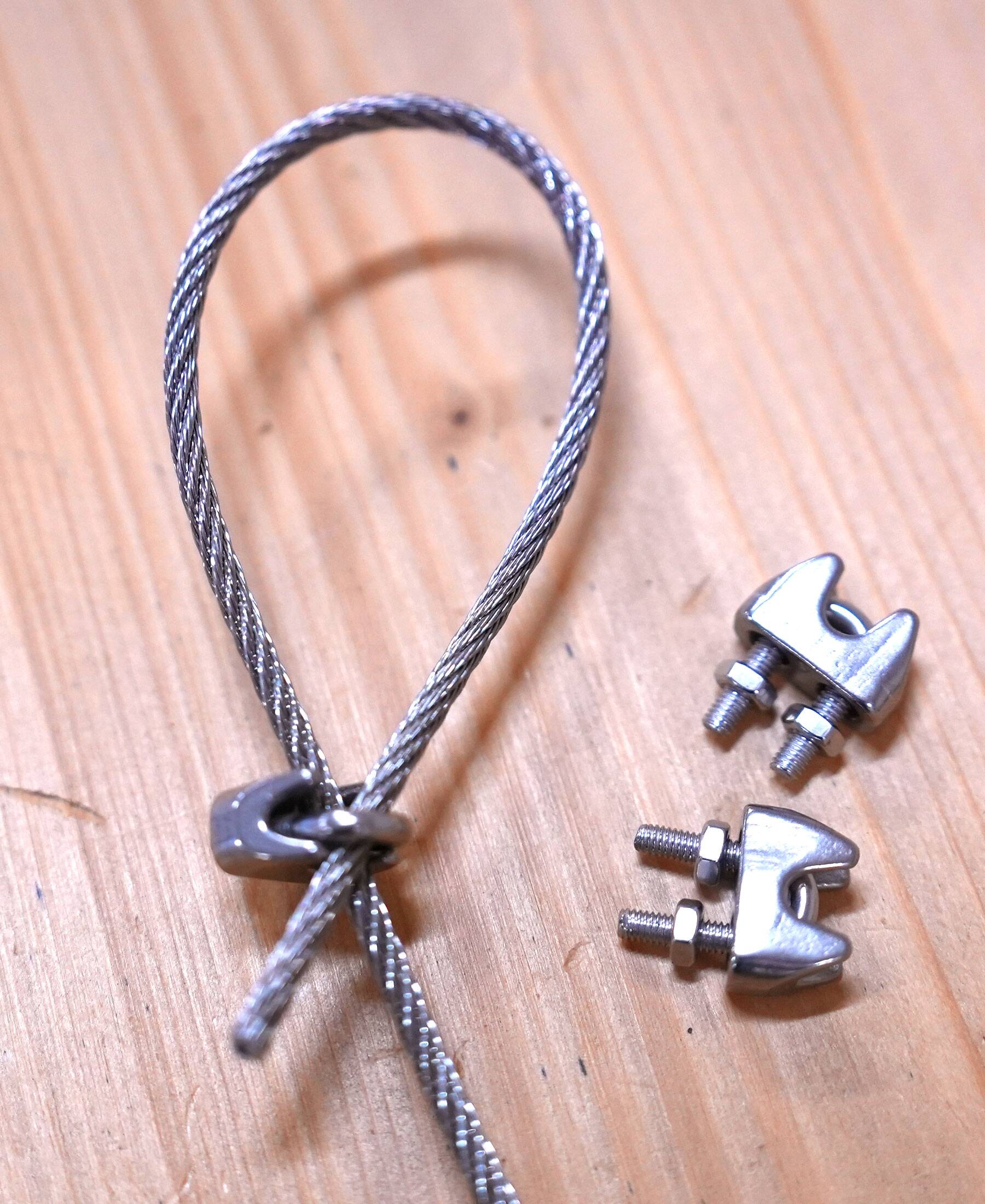 Cable-serre-cable-web