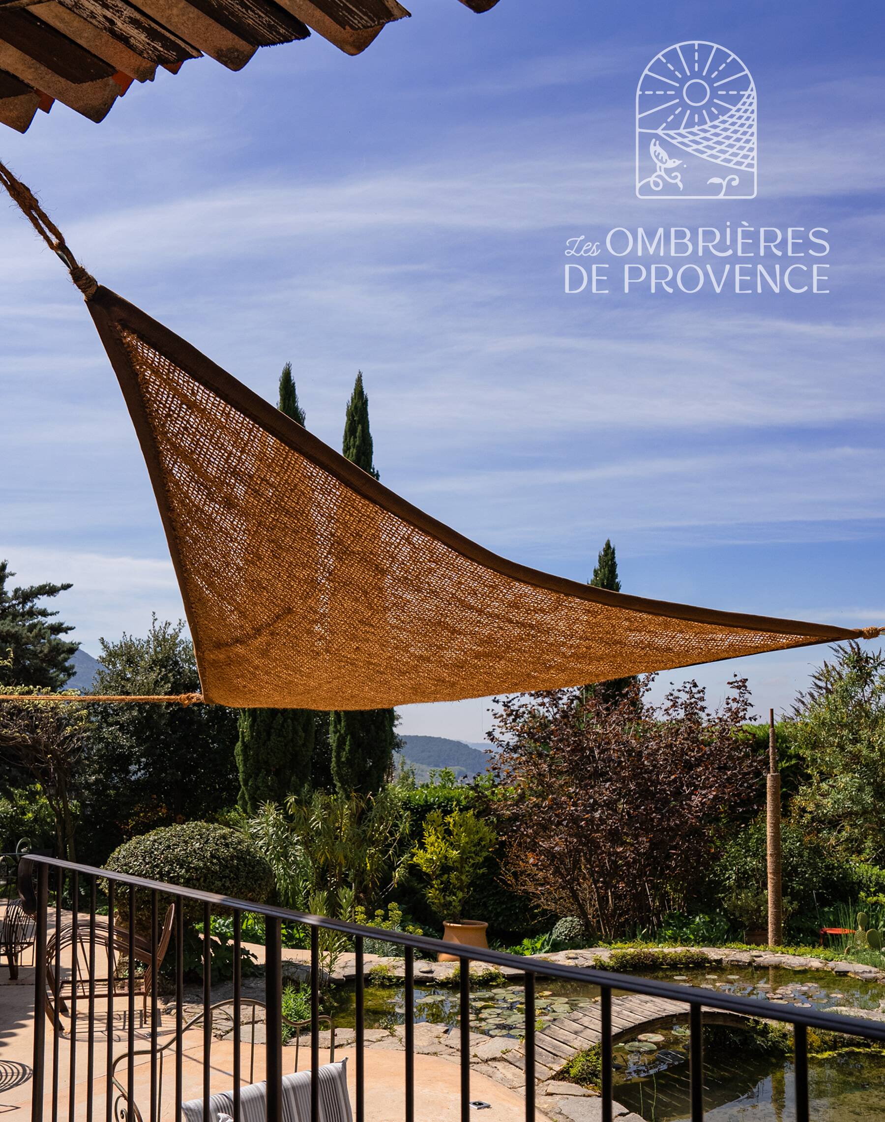 Voile-triangulaire-signature-premium-05