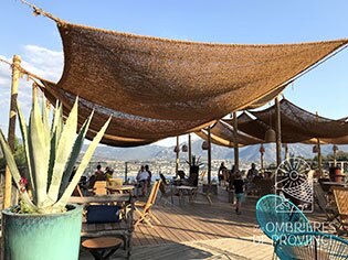 Ombrière coco à suspendre terrasse